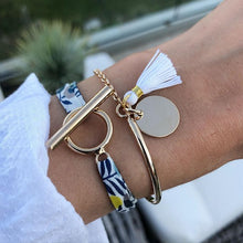 5d11a21a7e498a43771f839b7e6d144b