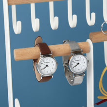 cdd1d2ba38162276de8f4f96422d3ce3