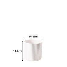 640aa5b33efc1641cdb0a04677e8dcad