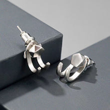 81100a7b7b08f28fdcc6d00a02e4764c