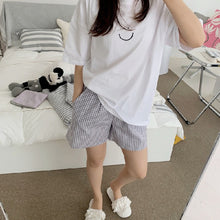 92aef8f3b61928124a51e157d9a4153e