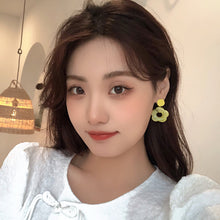 7243fd640fc45d6d339acd29cc85aa84