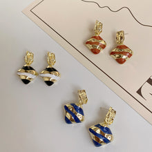 3680aed63b62d60b2417505520bda01c