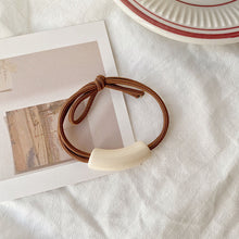 653454b631f6c82c952b57864d292489
